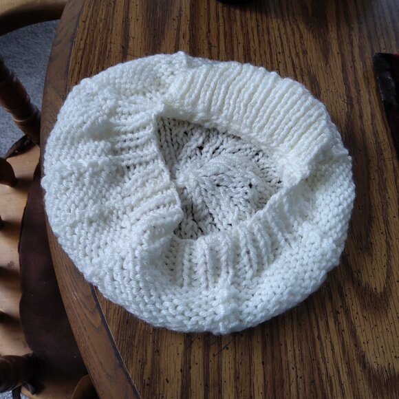 KNIT WINTER HAT - Picture 6 of 16